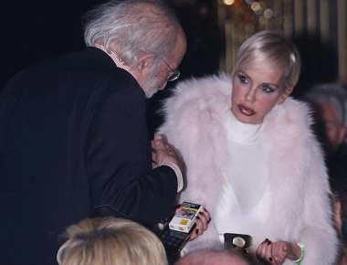 Σφόδρα κριτική της Μαρίας Ιωαννίδου για το ειδύλλιο του Α. Λυκουρέζου με την Ν. Καλογρίδη (βίντεο)